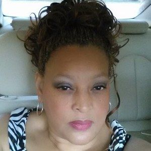 Meet your Posher, Debra